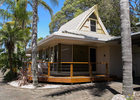 Ultiqa Village Resort - Sunshine Coast Guide 1