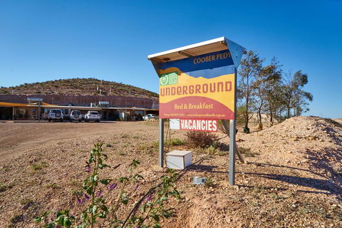 Underground Bed & Breakfast - Sunshine Coast Guide 0