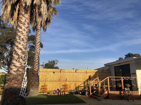 Unique Quiet Bungalow Little Bali Geelong - Sunshine Coast Guide 0