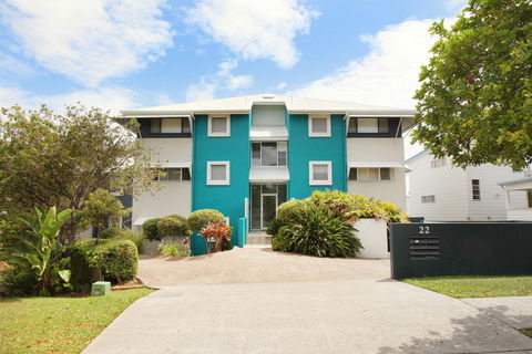 Unit 1 On The Park, Frank Street Coolum Beach: WIFI, 400 Bond, LINEN INCLUDED - Sunshine Coast Guide 0
