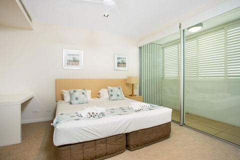 Unit 3 Plantation - Rainbow Beach, Air Conditioned, Pool And Outdoor Spa, Plantation Resort - Sunshine Coast Guide 3