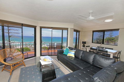 Unit 3, The Rocks, 1746 David Low Way Coolum Beach - 500 BOND - Sunshine Coast Guide 3