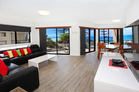 Unit 4, The Rocks, 1746 David Low Way Coolum Beach - 500 Bond - Sunshine Coast Guide 2