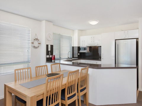 Unit 7 Fair Haven, Kings Beach - Excellent Views! - Sunshine Coast Guide 3