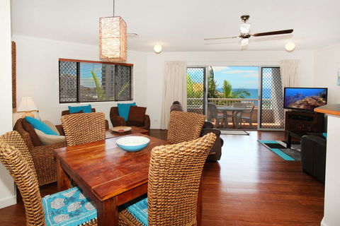 Unit 9, Coolum Blueseas Apartments, 59-61 Coolum Tce, Coolum Beach, 400 BOND, LINEN INCLUDED - Sunshine Coast Guide 3