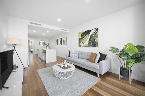 Urban Rest - Founders Lane - Sunshine Coast Guide 1