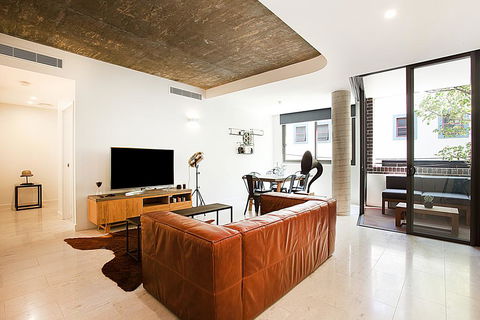 Urban Rest - Mary St - Sunshine Coast Guide 0