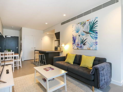 Urban Rest - Mary St - Sunshine Coast Guide 1