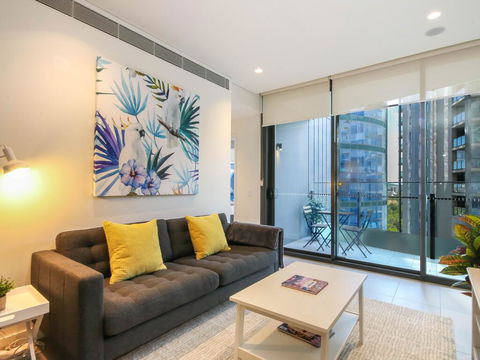 Urban Rest - Mary St - Sunshine Coast Guide 0