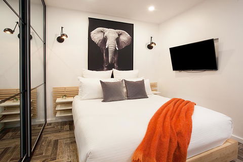 Urban Rest - Young St - Sunshine Coast Guide 2