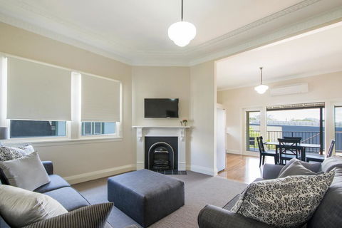 Victoria Street Apartments - Sunshine Coast Guide 0
