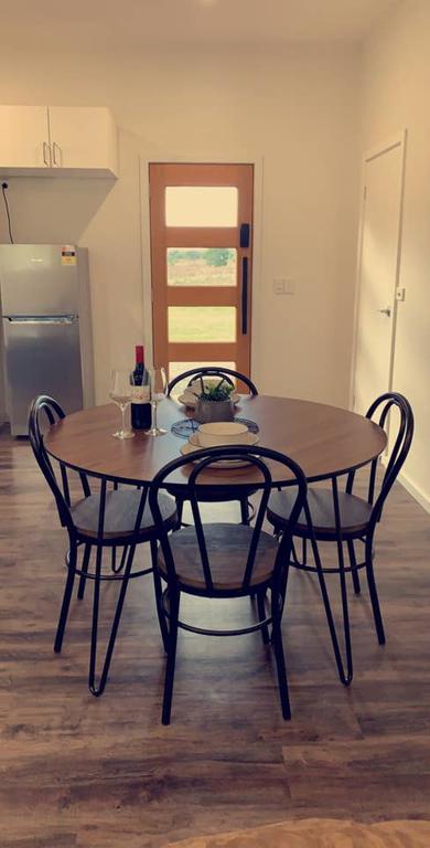 Victoria Valley With A View - Sunshine Coast Guide 3