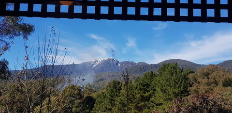 View Mount - Sunshine Coast Guide 1