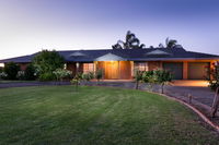 Book Mildura Accommodation Vacations Sunshine Coast Guide Sunshine Coast Guide