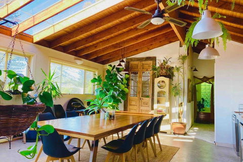 WABI SABI AVOCA BEACH - Sunshine Coast Guide 0