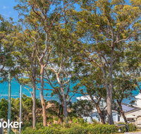 Wanda Waterview - Tranquil treetop surrounds - Sunshine Coast Guide