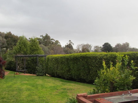 Warrandyte Retreat Guest House - Sunshine Coast Guide 1