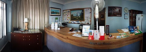 Warren Motor Inn - Sunshine Coast Guide 3