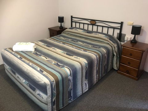 Warrina Motor Inn - Sunshine Coast Guide 1