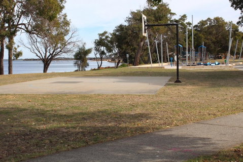 Water Lover's Haven - Sunshine Coast Guide 2
