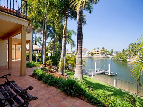 Waterfront Sorrento - Sunshine Coast Guide 0
