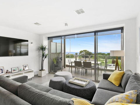 WATERFRONT TWO - Position Perfect , , , NEW LISTING 2019, , ,  - Sunshine Coast Guide 0
