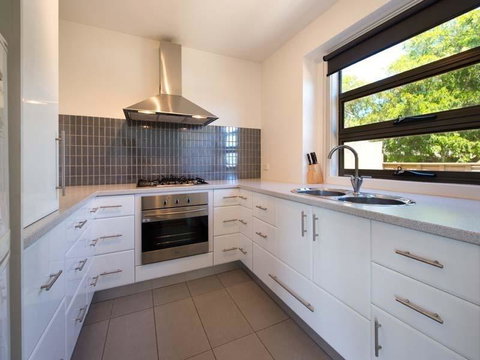 Daydream Cottage - Sunshine Coast Guide 3