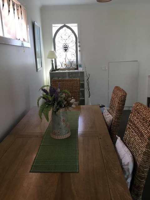 Redruth Cottage - Sunshine Coast Guide 6