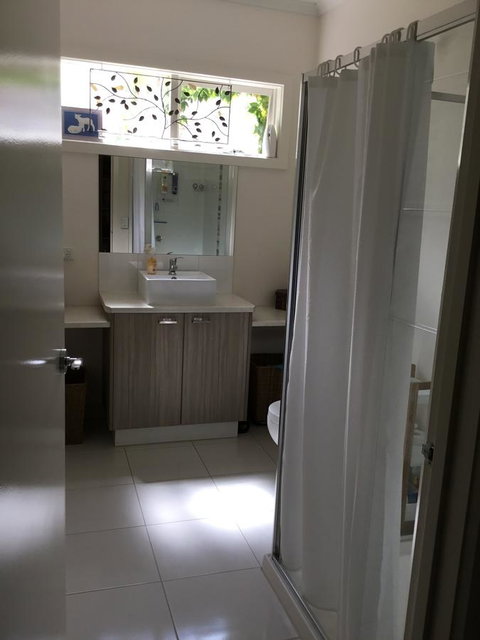 Redruth Cottage - Sunshine Coast Guide 4