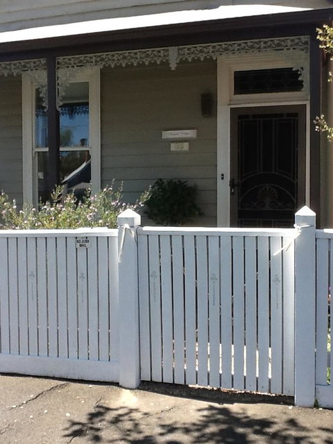 Redruth Cottage - Sunshine Coast Guide 22