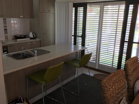Redruth Cottage - Sunshine Coast Guide 1