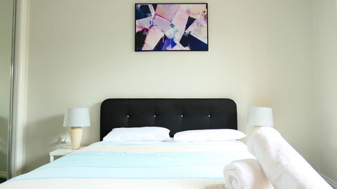 Apollo Bay Seal Apartments - Sunshine Coast Guide 9