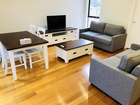 Apollo Bay Seal Apartments - Sunshine Coast Guide 32