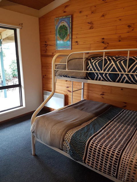 Wahroonga - Sunshine Coast Guide 9