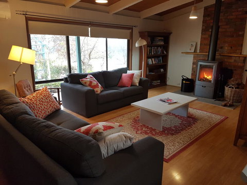 Wahroonga - Sunshine Coast Guide 0