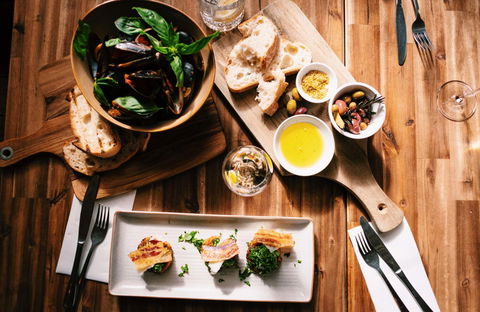 Daylesford Art Motel - Sunshine Coast Guide 20