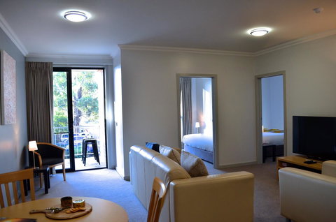 Mansfield Apartments - Sunshine Coast Guide 18