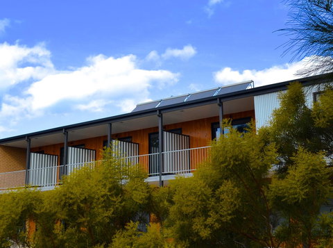 Mansfield Apartments - Sunshine Coast Guide 2