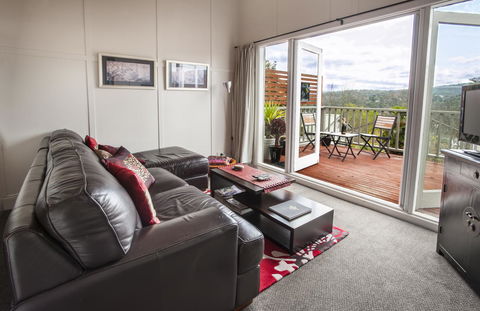 Healesville Apartments - Sunshine Coast Guide 1