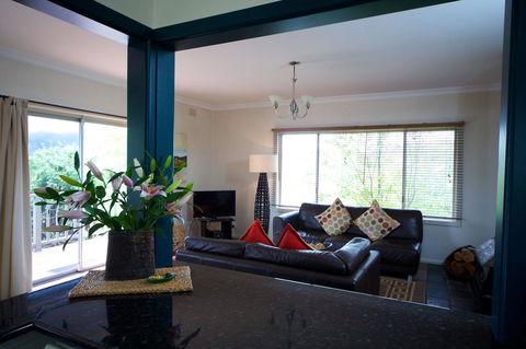 Healesville Apartments - Sunshine Coast Guide 2