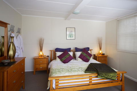 Healesville Apartments - Sunshine Coast Guide 20
