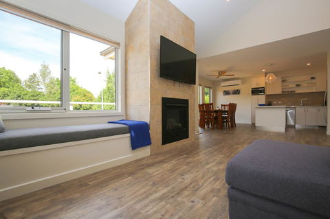 Amber Mist Villa Two - Sunshine Coast Guide 14