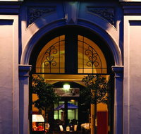 Ansonia on Lydiard - Sunshine Coast Guide