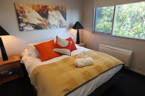 Lorne Luxury - Sunshine Coast Guide 4