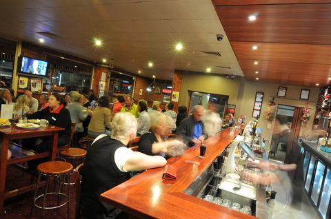 National Hotel Complex Bendigo - Sunshine Coast Guide 27