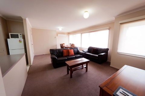 National Hotel Complex Bendigo - Sunshine Coast Guide 36