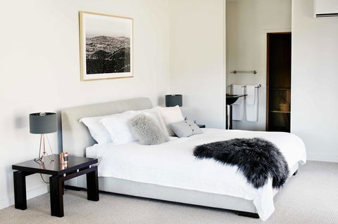 Polperro Villas - Sunshine Coast Guide 15