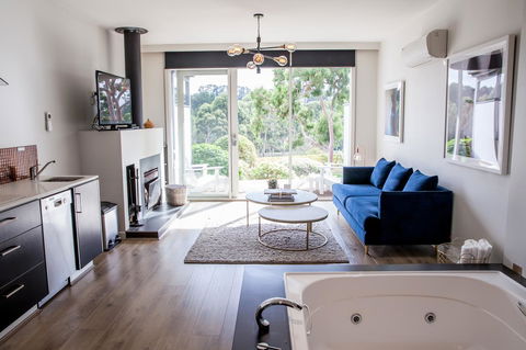 Polperro Villas - Sunshine Coast Guide 4