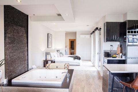 Polperro Villas - Sunshine Coast Guide 8