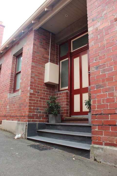 Ballarat Station Apartments - Sunshine Coast Guide 13